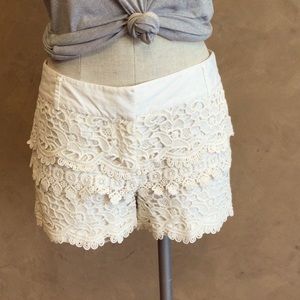 Crotchet overlay shorts